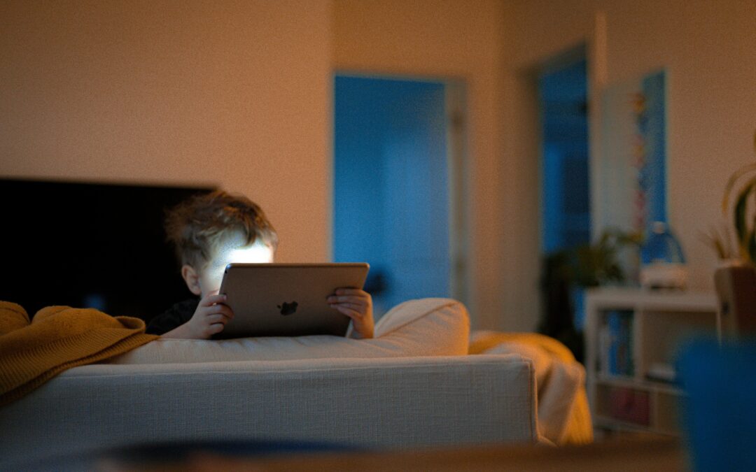 Guest Blogger Suzanne Wind: 10 Social Skills Unplugged for Your Digitally Focused Child!