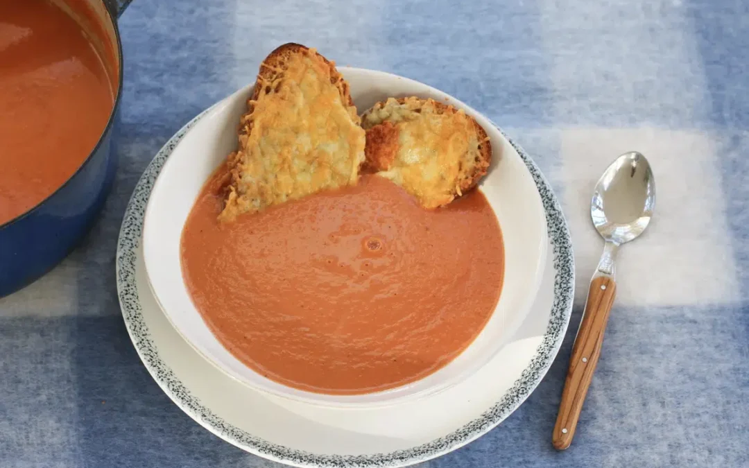 High Protein & Fiber Tomato Soup with Grilled Cheese Toasties!